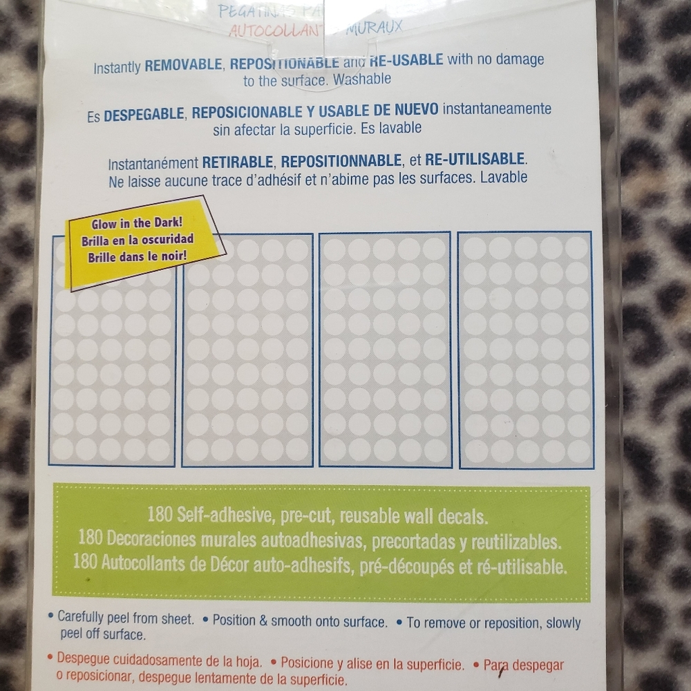 RoomMates Glow in the Dark Dots Peel and Stick Wall Decals, Brand New, 180 Total - Picture 7 of 9